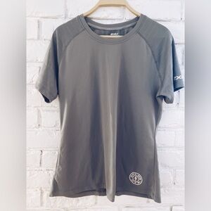 Golds Gym gray athletic top L